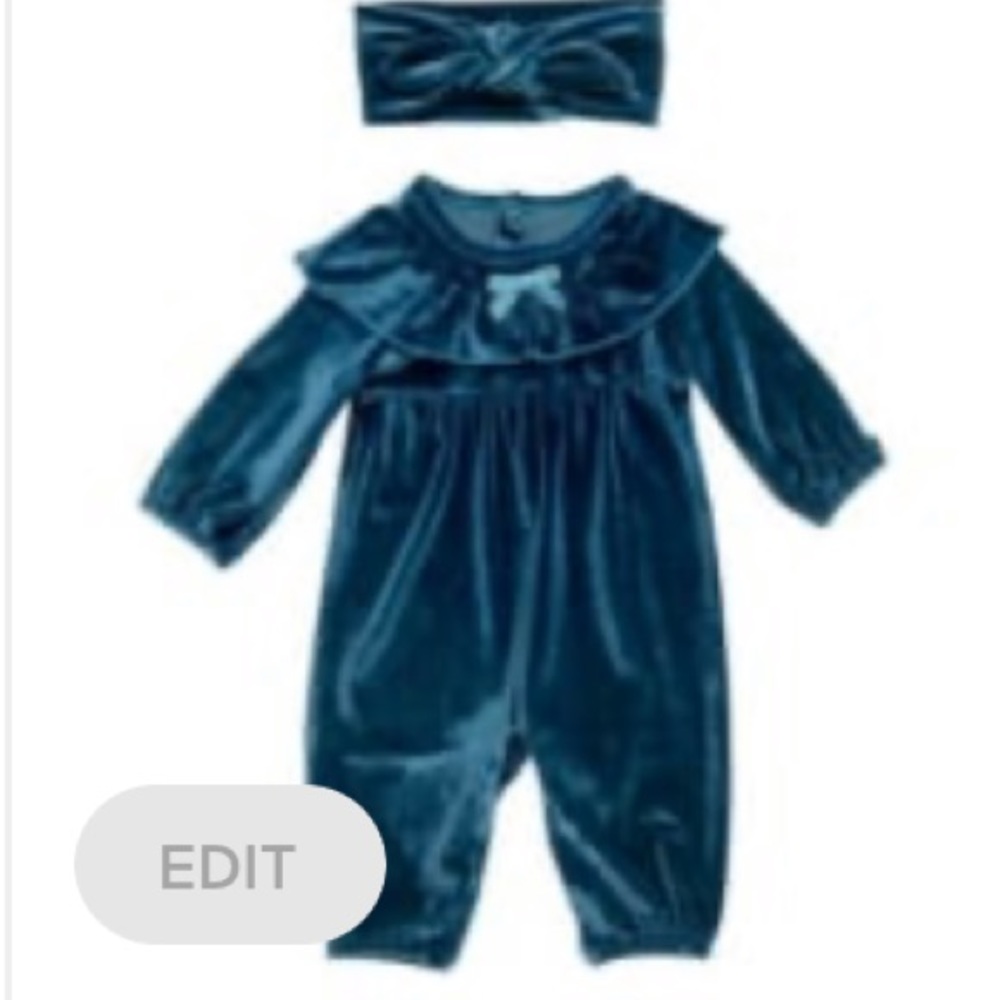 Newborn velour one piece